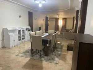 Appartement pyramide - 埃兹贝特