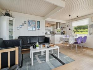 Holiday Home Eliene - 400m from the sea by Interhome