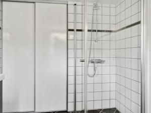 Holiday Home Reidar - 600m from the sea by Interhome