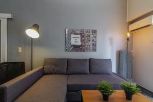 Comfy Athenian 1BD Apt next to Neos Kosmos Metro