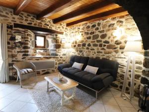 Maisons de vacances Gite Neuveglise-sur-Truyere-Oradour, 3 pieces, 4 personnes - FR-1-742-223 : photos des chambres