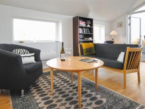 Holiday Home Hilmer - 250m from the sea by Interhome