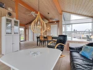 Holiday Home Mitre - 300m from the sea by Interhome