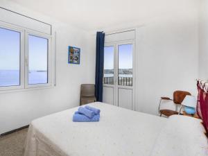 Apartment Riells Platja by Interhome