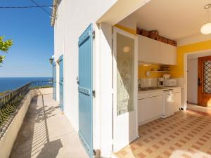 Apartment Chantelyre-1 by Interhome