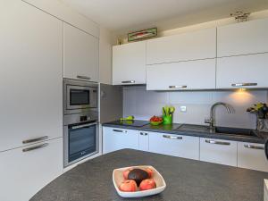 Apartment Les Horizons-2 by Interhome