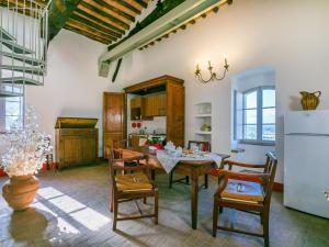 Apartment Torre 4 by Interhome