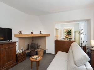 Holiday Home Lucrecia by Interhome