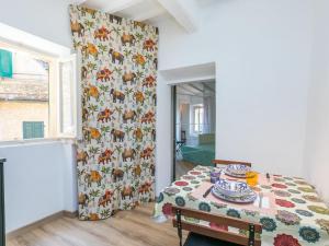 Apartment Domus Mariae by Interhome