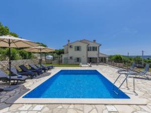 Holiday Home Villa Dina by Interhome