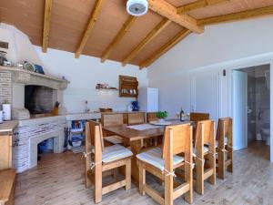 Holiday Home Villa Dina by Interhome