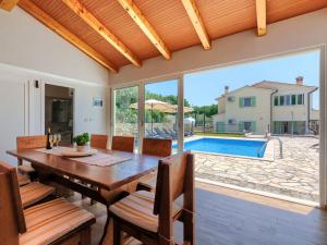 Holiday Home Villa Dina by Interhome