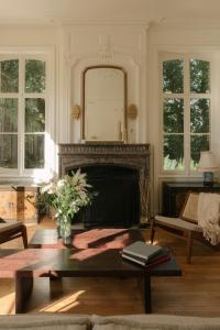 B&B / Chambres d'hotes Petit Chateau Vercourt : photos des chambres