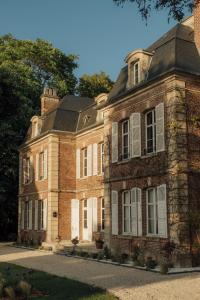 B&B / Chambres d'hotes Petit Chateau Vercourt : photos des chambres
