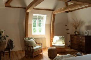 B&B / Chambres d'hotes Petit Chateau Vercourt : photos des chambres