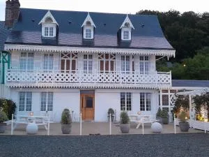 White House, maison d'hôtes - 伊沃托