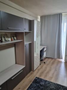 Oscars Central Apartment