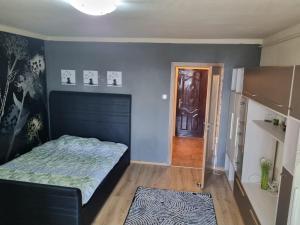 Oscars Central Apartment