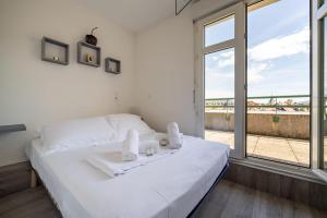 Beautiful T2 - Parking and close to the centre and lake