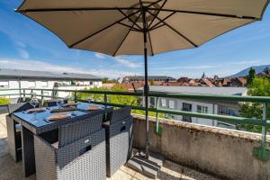 Beautiful T2 - Parking and close to the centre and lake