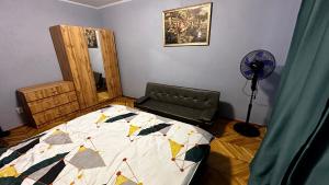 Apartament spatios aproape de Mures