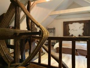 Hotels Les Moulins Du Duc ECOLODGE : photos des chambres