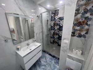 Studio Apartment (No Kitchen)