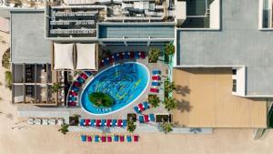 Fuwairit Kite Beach, Tapestry Collection By Hilton