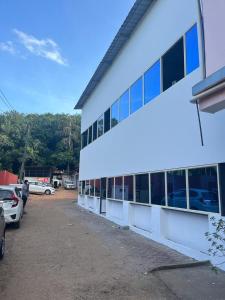 KRK ROOMS Kottarakara
