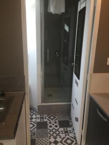 Studio moderne, étage 3, avec literie de qualité prémium