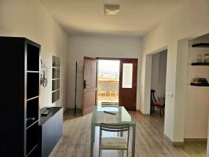 Casa Cernícalo, Tranquilidad, Terraza y Ubicación Ideal para Explorar Lanzarote