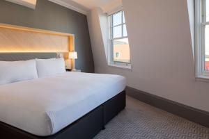 Family King Room with Sofa Bed room in Hilton Nottingham Hotel