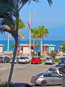 Apto pé na areia com piscina