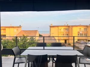 Appartements OUSTAL CAVAL MARIN A : photos des chambres