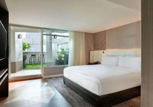Suite with Terrace room in DoubleTree by Hilton Bangkok Ploenchit