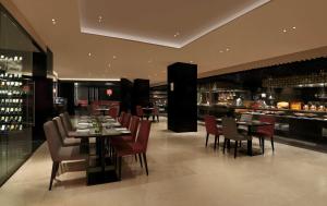 Hilton Bangalore Embassy GolfLinks
