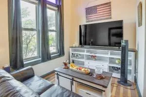 Downtown Montrose Apartment, 12 Mi to Natl Park! - Cimarron