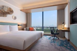 Tầng cao Phòng có giường King (King Guest Room High Floor)
