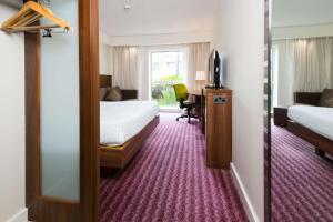 Queen Room with Sofa Bed room in Hampton by Hilton Birmingham Jewellery Quarter