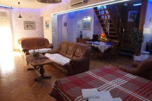 Apartments and rooms by the sea Nin, Zadar - 5858