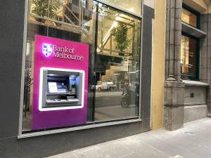 So Unique! Collins Street Vibe 2B2B