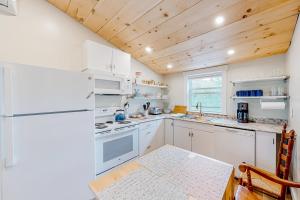 Shorelands, Unit 44-3