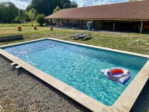 Maisons de vacances Gite Lessac, 4 pieces, 8 personnes - FR-1-653-240 : photos des chambres