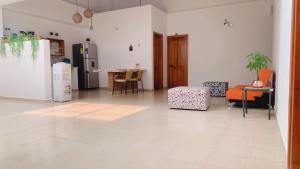 Aloja-T Hispania, Ant