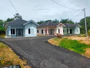 Homestay Dalilah Islam Sendayan - Dusun Bawang