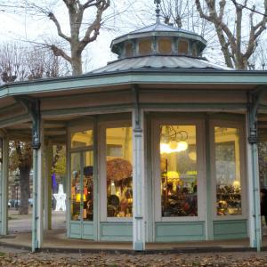 Appartements Proche VICHY studio dans ancienne ferme : Studio Lit Queen-Size 