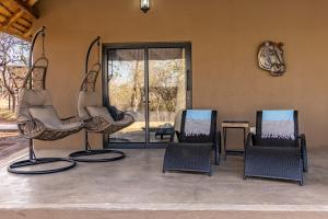 Blue Goose Bush Retreat