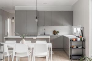 Semi-detached Scandinavian house with great location