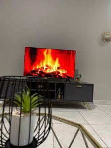 The Golden Getaway one Bed Apt.