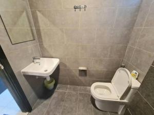 Homeaway 2R1B 10 mins to KLCC
